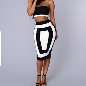 BRAND NEW midi skirt